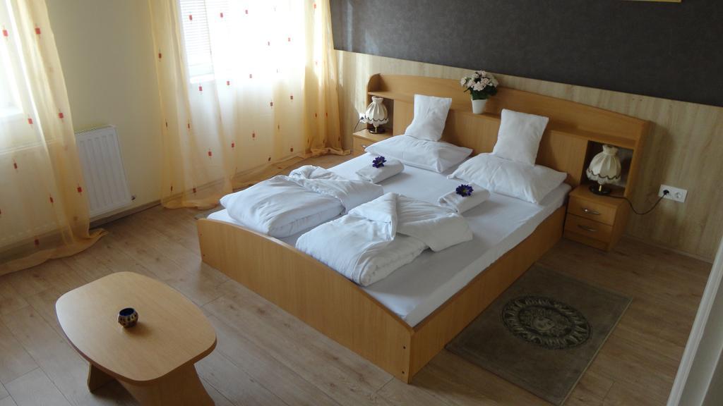 Hotel Centrum Szeged Eksteriør billede